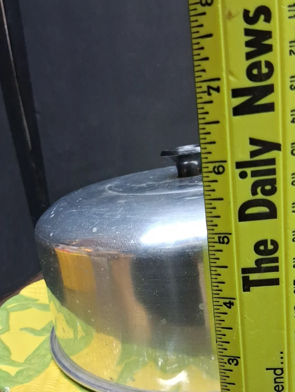 Aluminum cake Cover With‎  ceramic plate